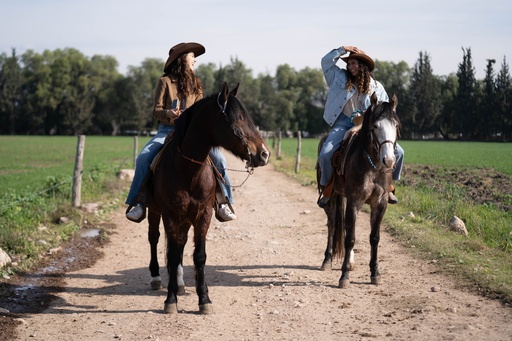 Cabalgata por el rancho